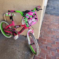 Girls Bike 16" Good Condition