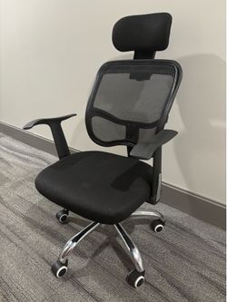 Modern desk chair