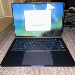 MacBook Air M2 2022 Midnight 