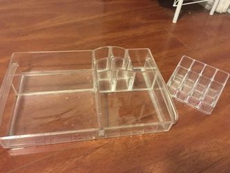 Makeup organizer