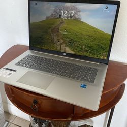 HP 17.3 In Laptop