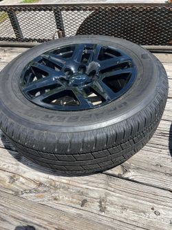 2025 Silverado Trail boss wheels and tires