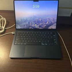 MacBook Air M2 2022