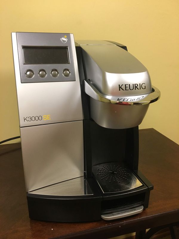 Keurig K3000SE commercial coffee maker for Sale in Willoughby, OH OfferUp