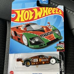 Hot Wheels Mazda 787B Super Treasure Hunt