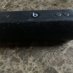 Beats Pill