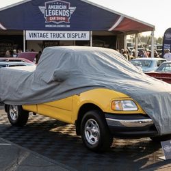 Quien Ocupa Car Covers