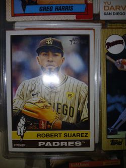 Topps Heritage Robert Suarez Padres Baseball Card