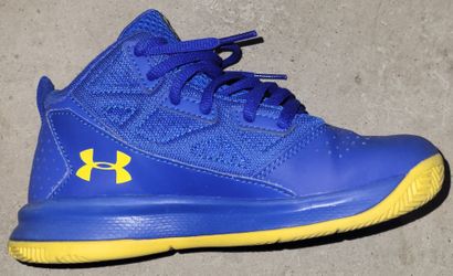 Under Armour Jet Mid basketball shoes