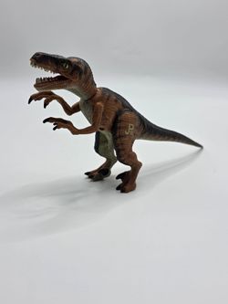 Vintage 1993 Jurassic Park Dino-Strike JP03 Velociraptor