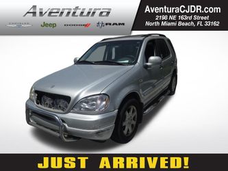 2000 Mercedes-Benz ML 430