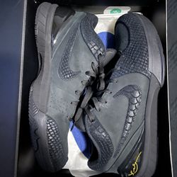 Basketball Shoes Size 11