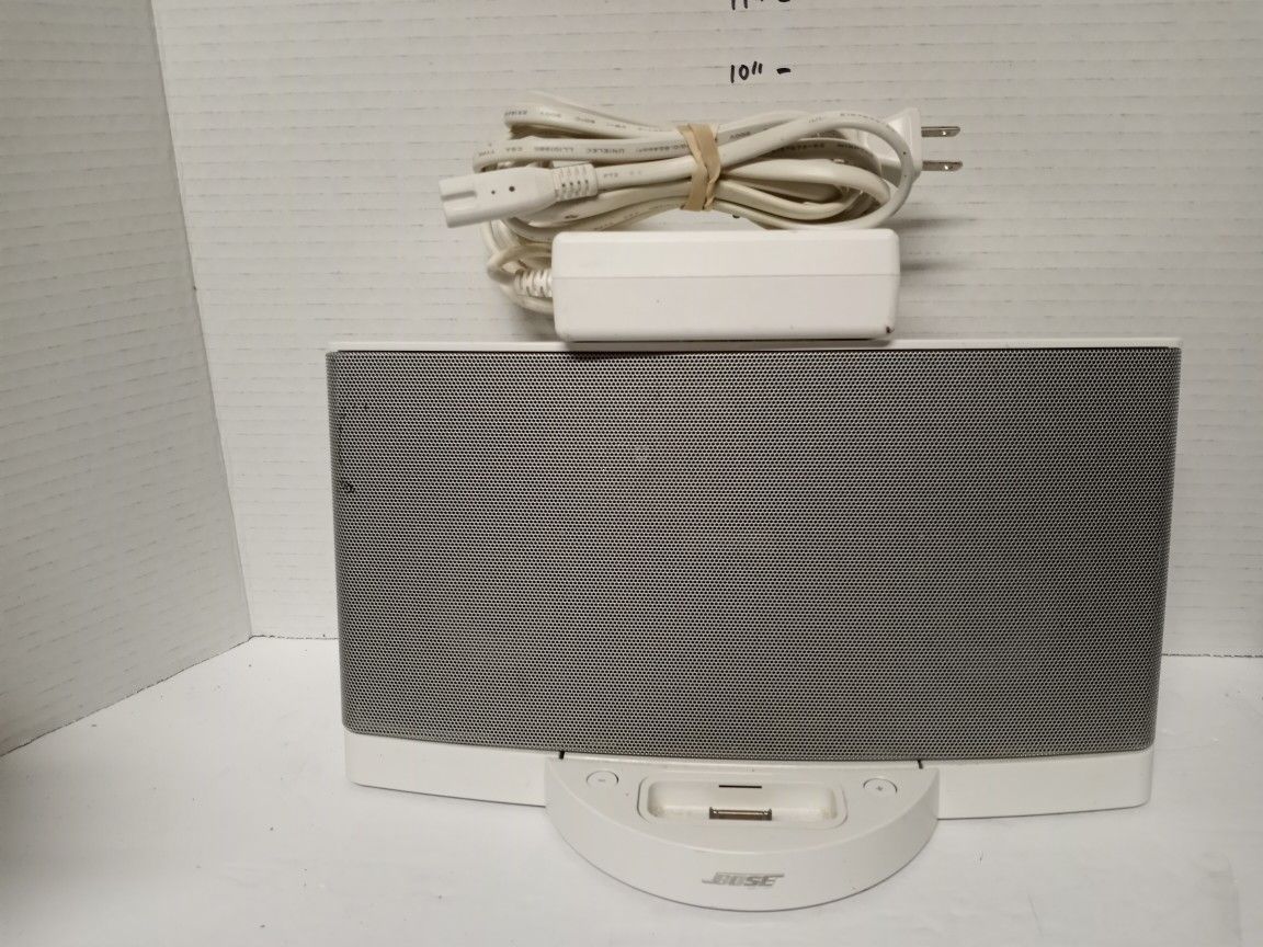 Bose sounddock series II white with power adapter