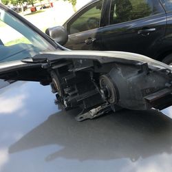 2010-11 Toyota Prius Driver Headlight