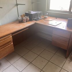 Free Desk 