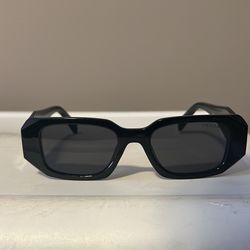 Used Perfect Condition Designer Unisex Sunglasses 