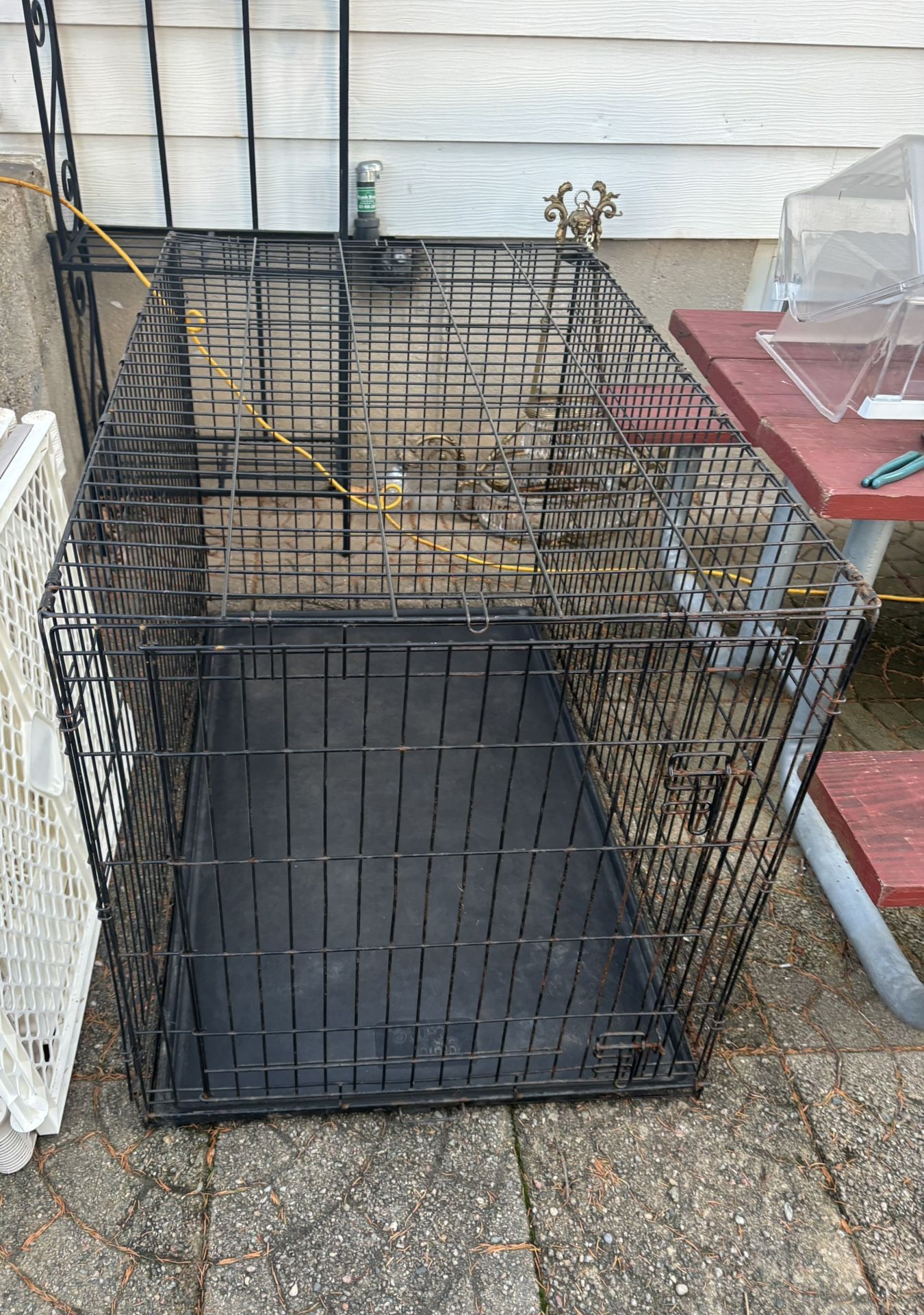 Extra Large Dog / Pet Crate / Cage - 48”