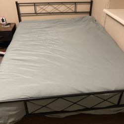 Full/Queen Black Metal Bed Frame