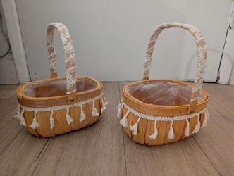 Set of 2 Woven Wood Baskets with Lace and Tassels