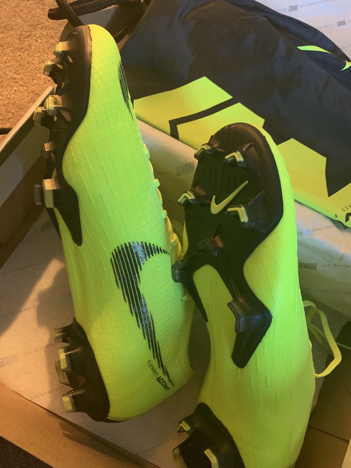 Nike Mercurial Vapor 360 12 Elite SG ACC Metal Soccer Cleats AQ0595-071  Men's size 6 for Sale in Chula Vista, CA - OfferUp