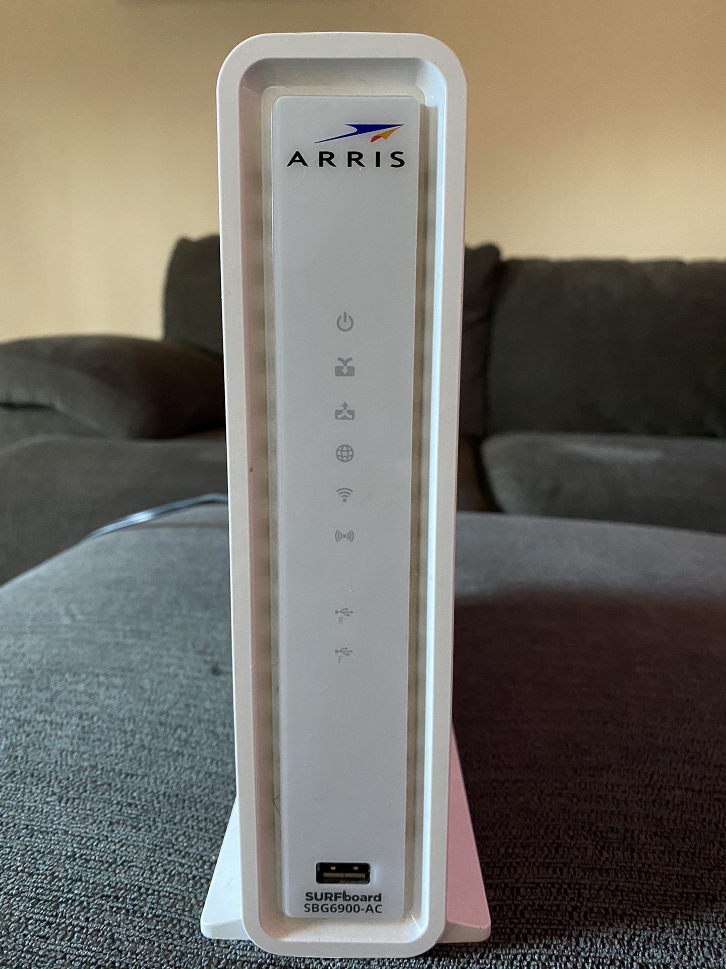 Cable Modem & Wi-Fi Router