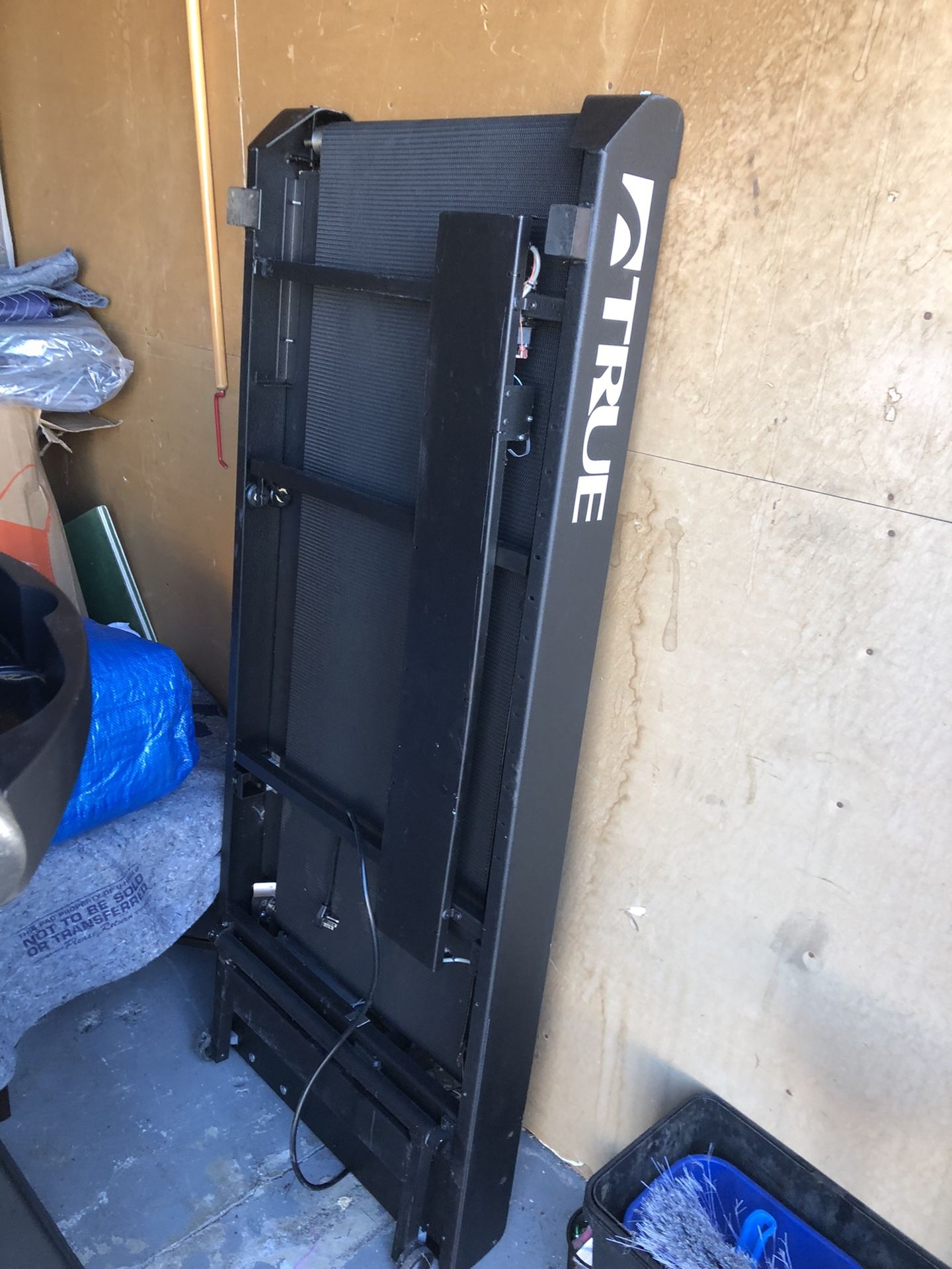 True 500 soft select treadmill FREE for Sale in Alameda, CA OfferUp