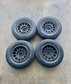 Method MR305 17” Wheels Toyota Chevy
