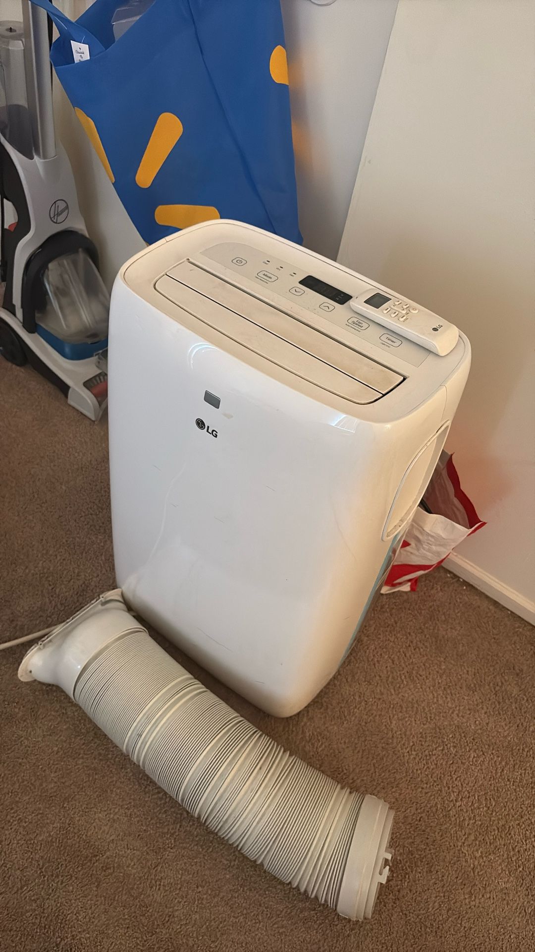 LG 8000 BTU 120V Portable Air Conditioner with Auto Swing Air Vent and LCD Remote