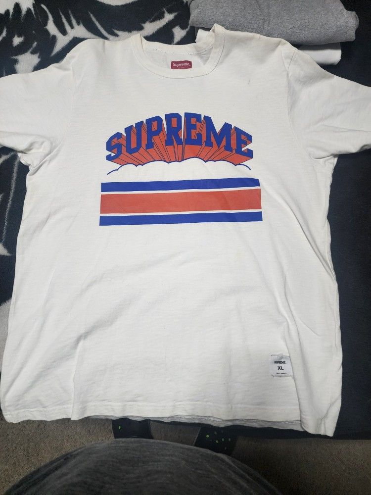 Supreme L