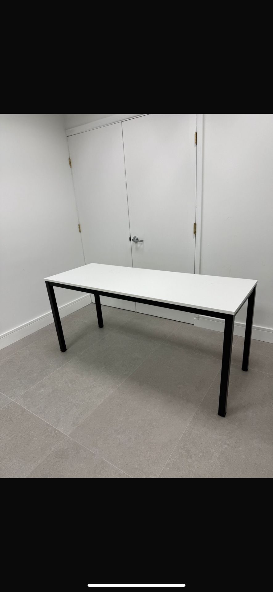 desk excellent quality delivery available for today