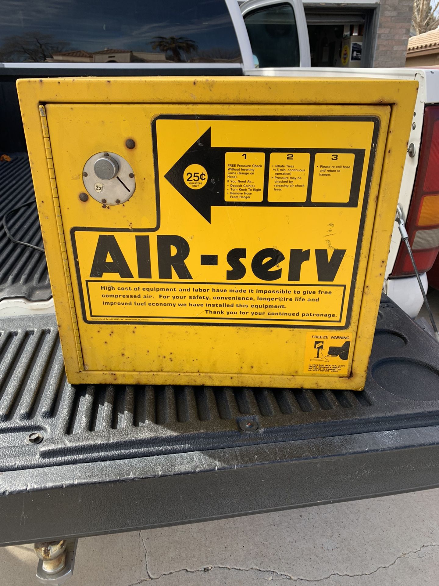 AIR-serv Gas Station Store Air Tire Fill Machine Cabinet Vintage Quarter