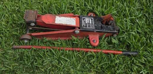 Used 1.5 Ton Hydraulic Trolley Floor Jack with Handle (3000 lbs)