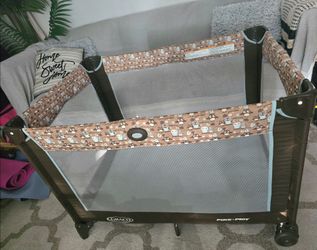 Playpen Graco