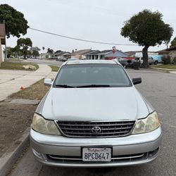 2003 Toyota Avalon XL 