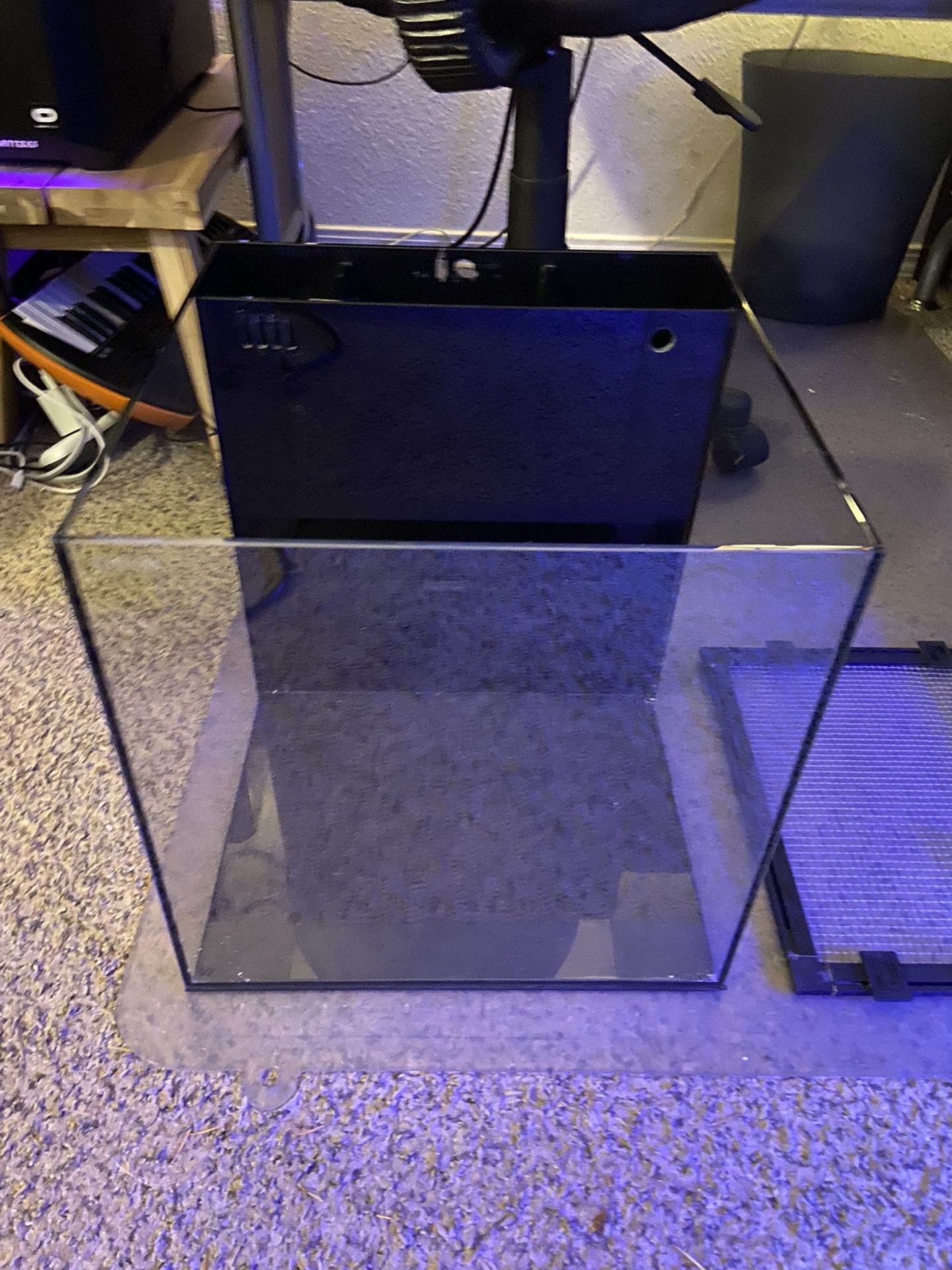 10 Gallon Waterbox Cube Aquarium 