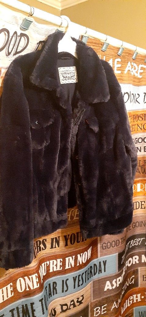 Levi Faux Fur Trucker Jacket