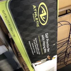 [359]. Athletic Works Large Golf Training Net W/Hitting Mat