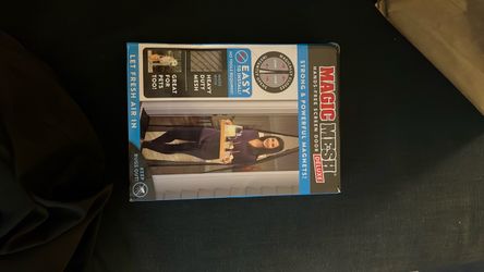 Magic Mesh Deluxe Hands-Free Screen Door