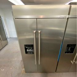 🔥 KitchenAid 42” Built-In Side-by-Side Refrigerator – Model KBSD702MPS00 🔥