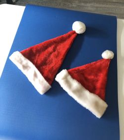Santa Claus Child Hat. (2) Good Condition!
