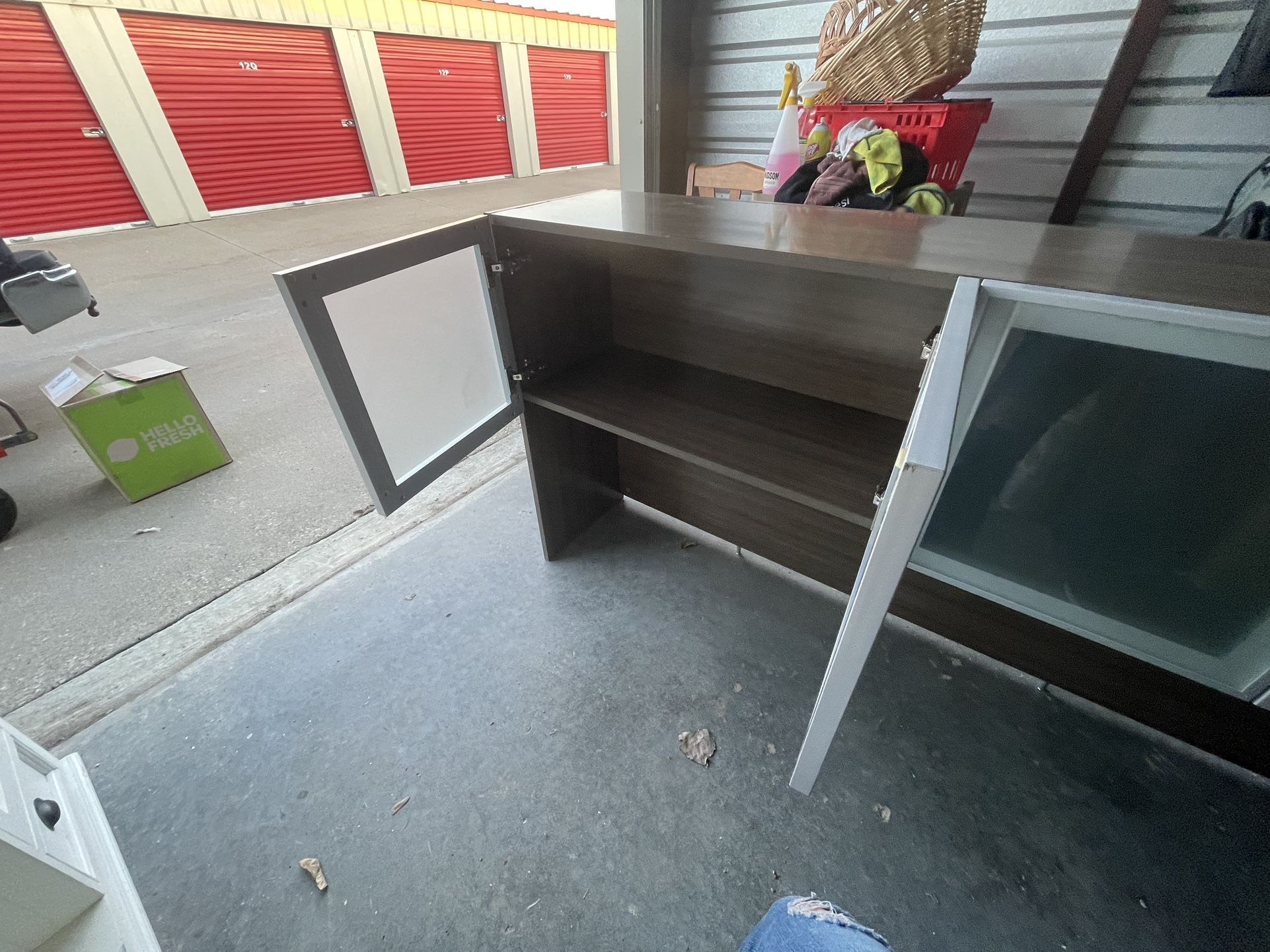 Unicode Integrated storage Cabinet