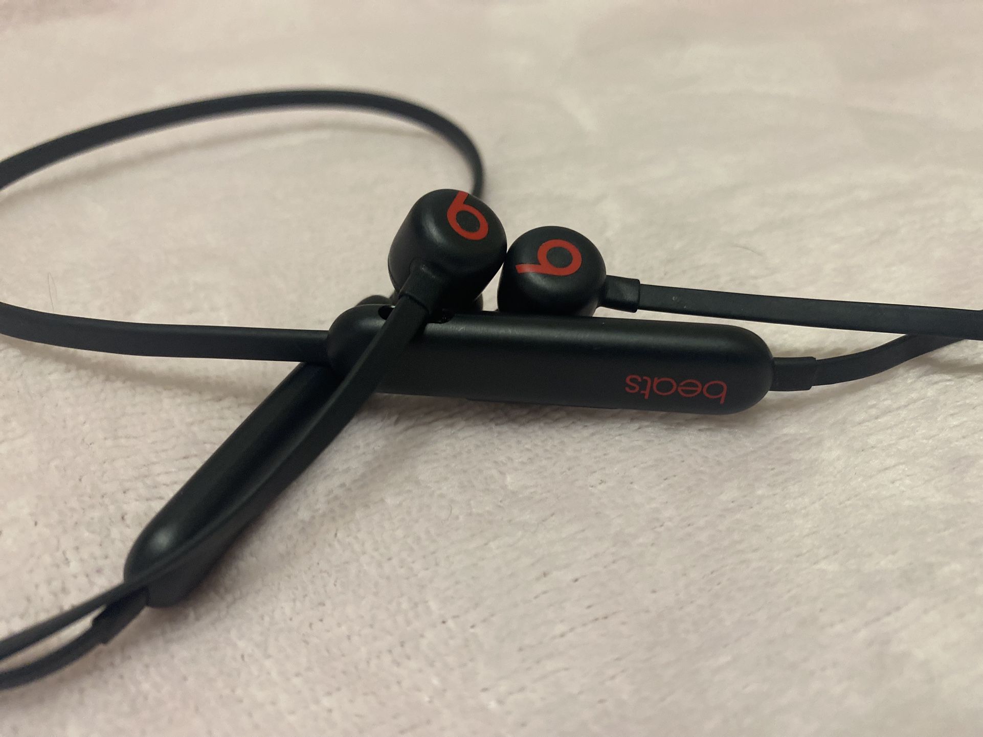 Beats Flex Bluetooth ( pick up only )