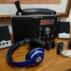 GRUNDIG Eton Shortwave Radio with AM/FM Stereo in New Condition with Accessories