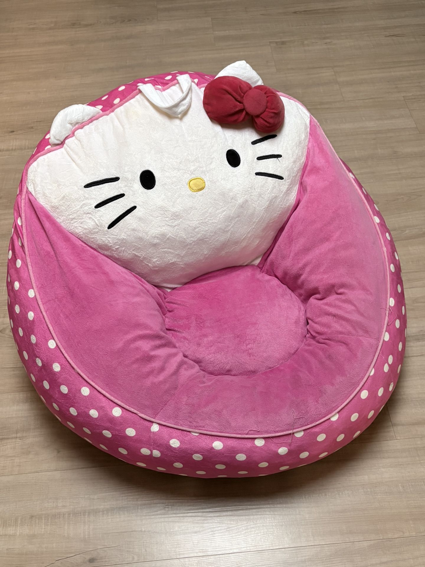 hello kitty bean bag