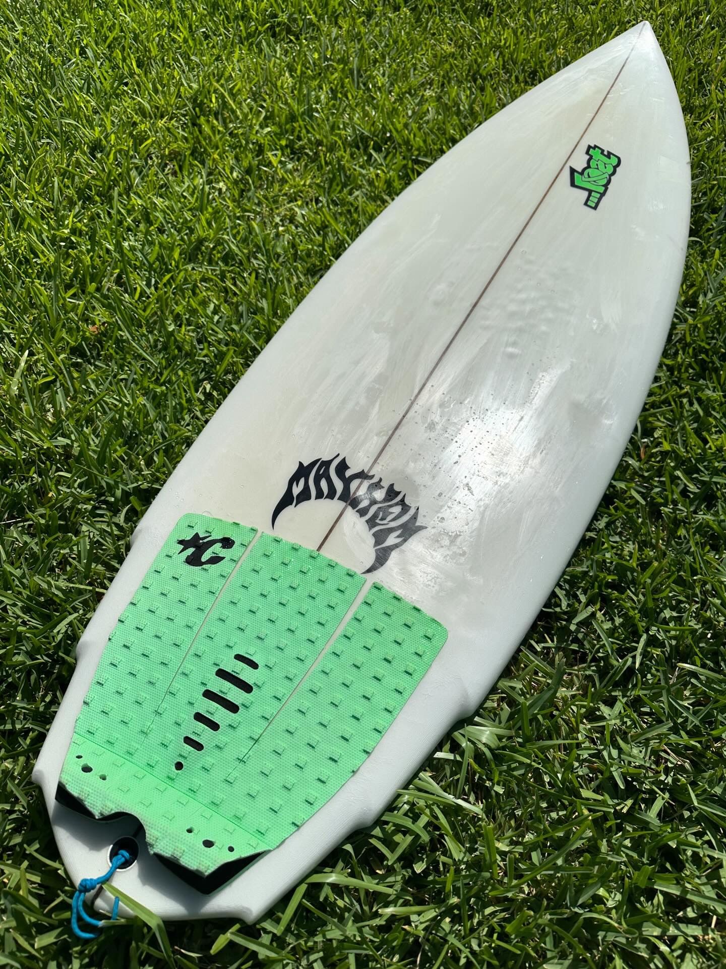 Lost V3 Stealth Rocket 5’8•20•2.68•32.8