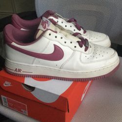 (GREAT DEAL) NIKE AIRFORCE 1’s