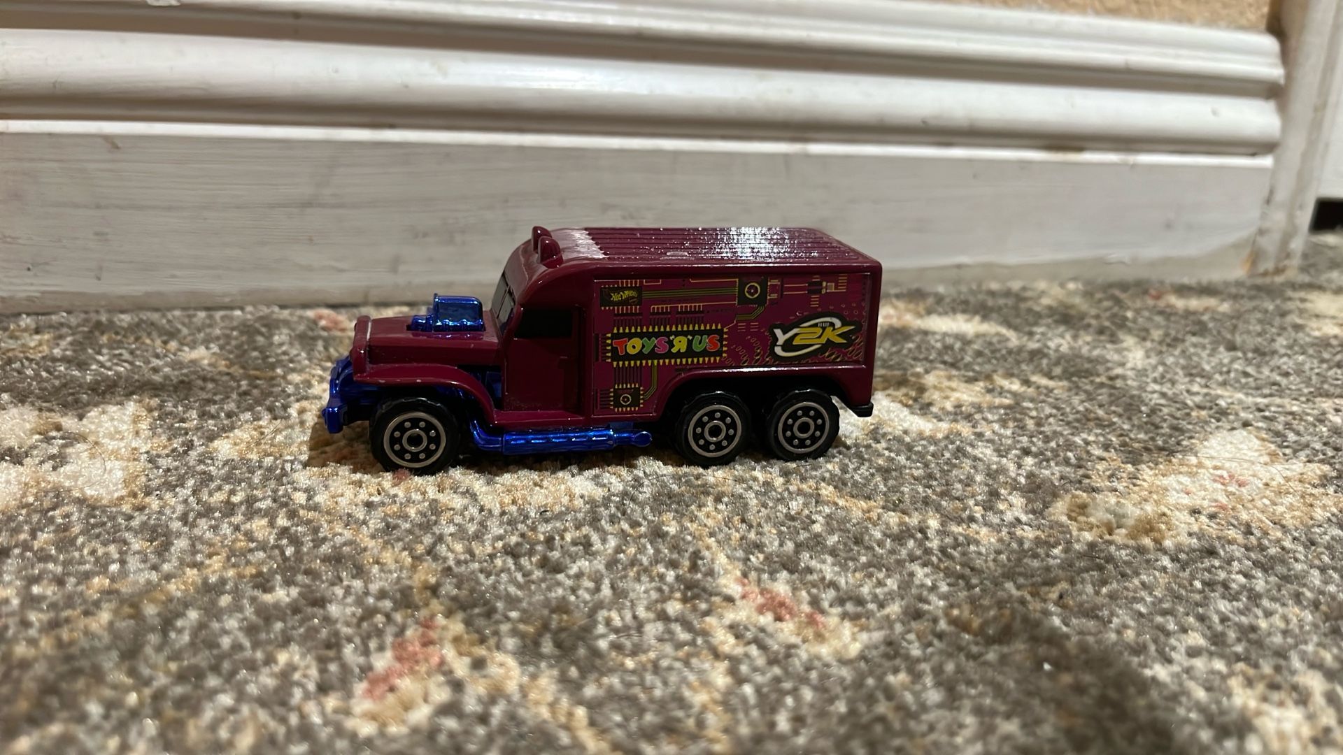 Toys R Us Hot Weels Car