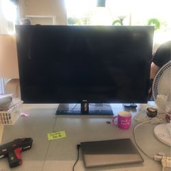 RCA Flat Screen