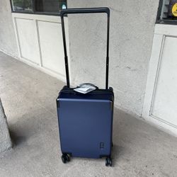 Luggage - Navy Blue Carry-on Spinner with Wide Trolley Handle and TSA lock