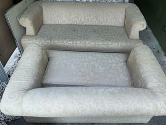 Cream Damask Fabric Sofa Set